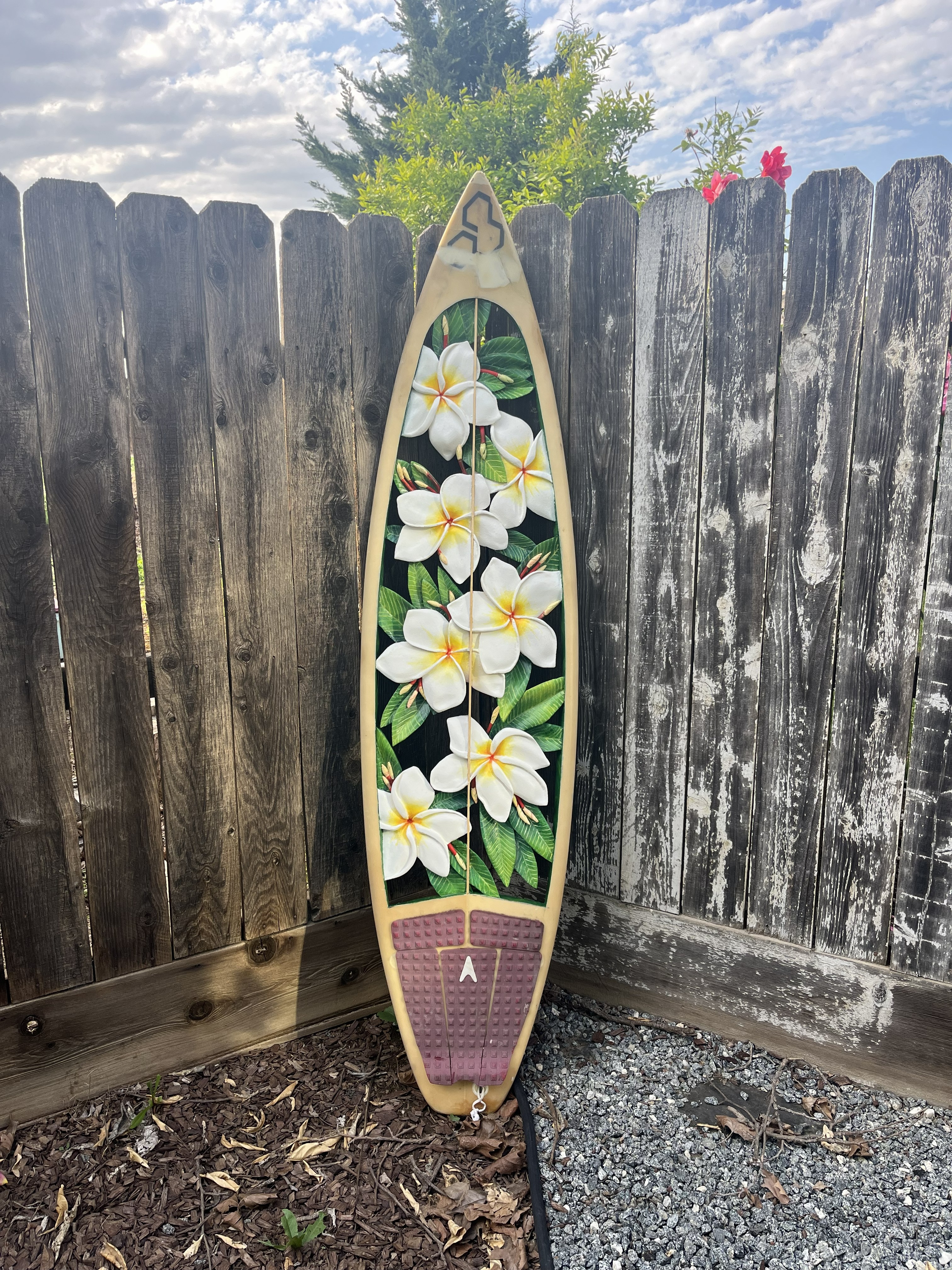 Makanalani surfboard artwork