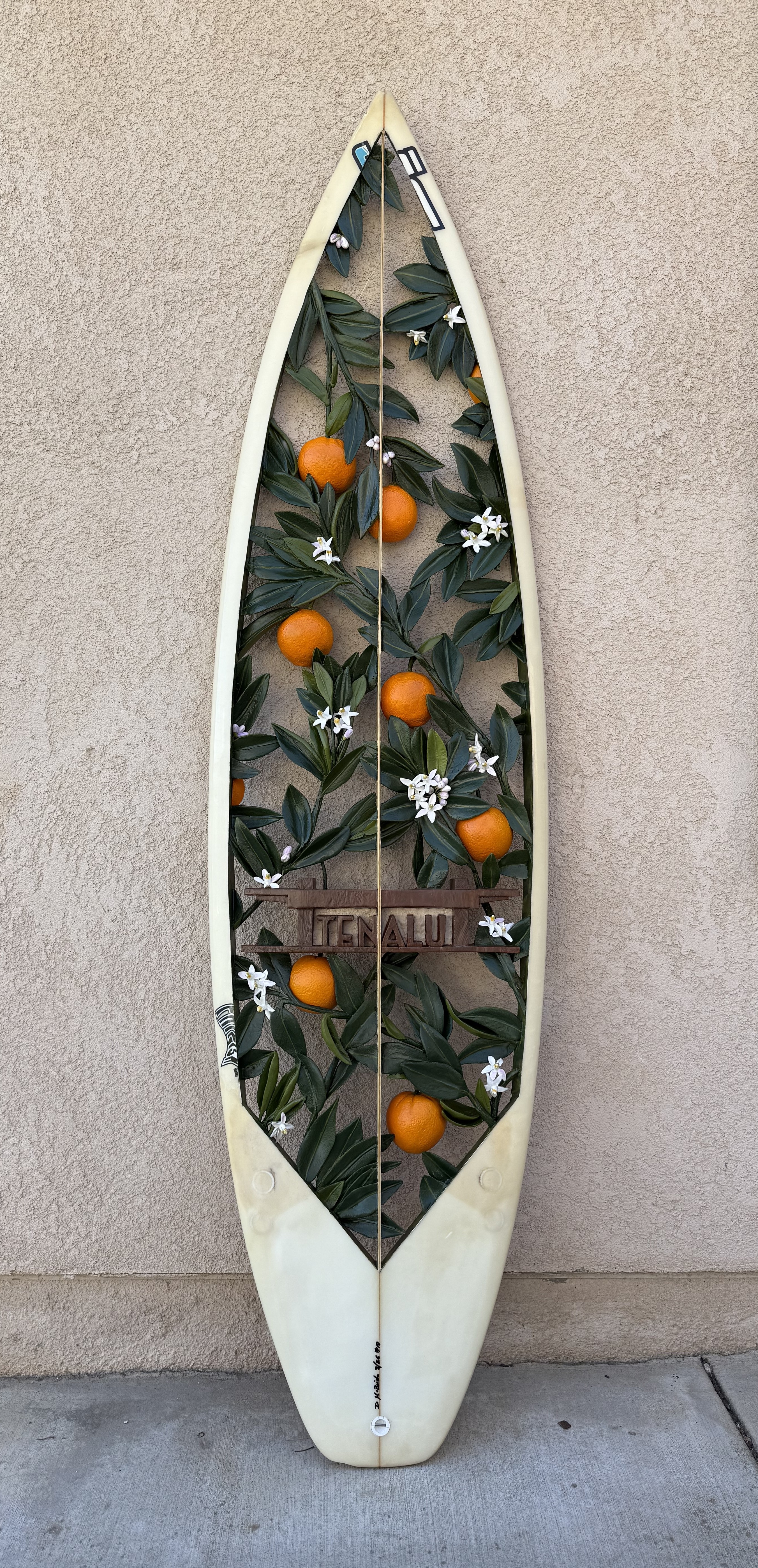Tenalu surfboard artwork